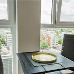 3-room Penthouse Cityview With Terrace W12+w13 *