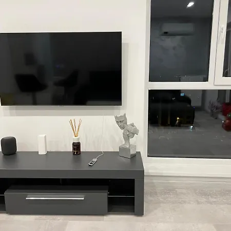 3-room Penthouse Cityview With Terrace W12+w13 דירה *