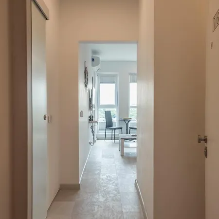 3-room Penthouse Cityview With Terrace W12+w13 דירה *