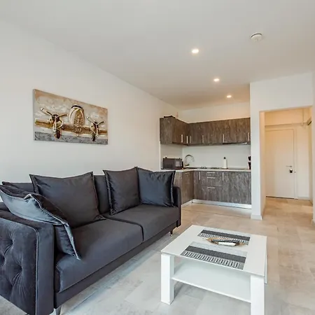 3-room Penthouse Cityview With Terrace W12+w13