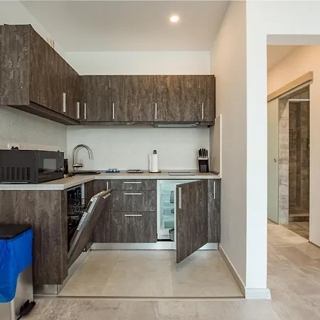 3-room Penthouse Cityview With Terrace W12+w13