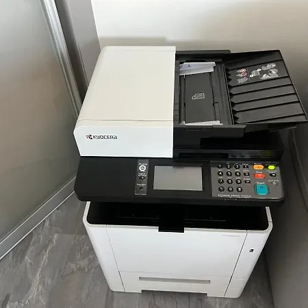 3-room Penthouse Cityview With Terrace W12+w13 Bükreş