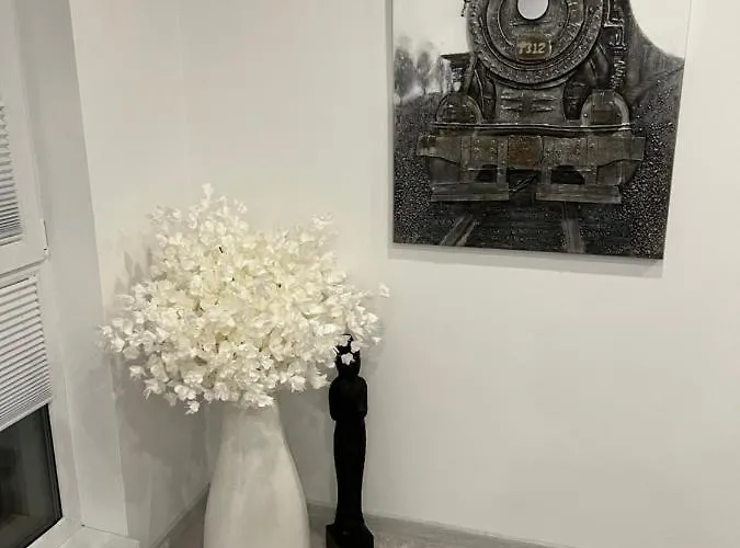 3-room Penthouse Cityview With Terrace W12+w13