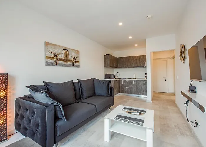 3-room Penthouse Cityview With Terrace W12+w13