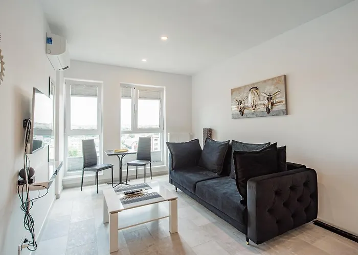 3-room Penthouse Cityview With Terrace W12+w13 Boekarest