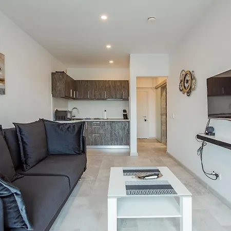 3-room Penthouse Cityview With Terrace W12+w13